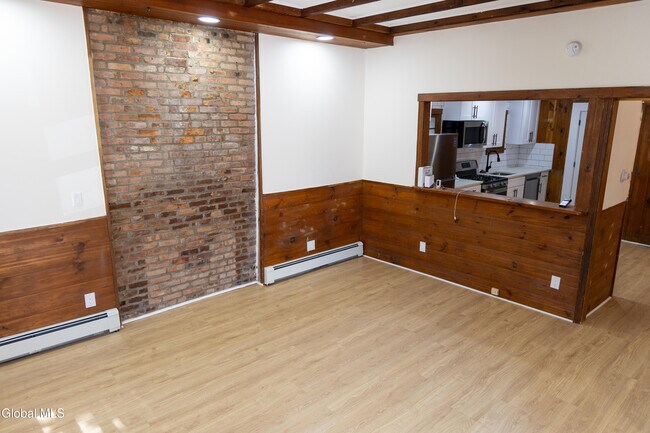 Photo - 11 Jefferson St Unit 1A