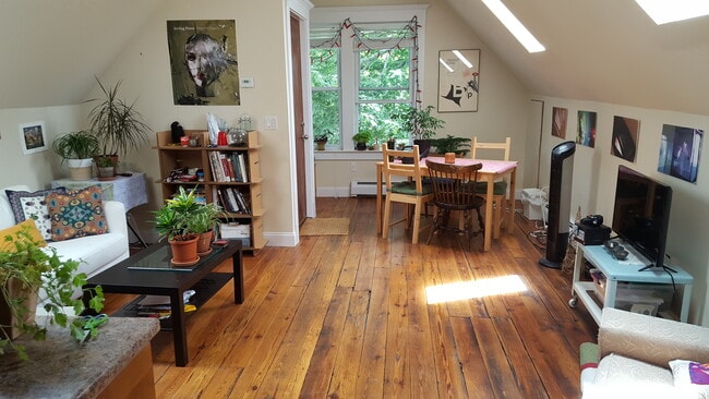 Photo - 78 Lawrence St Unit #3