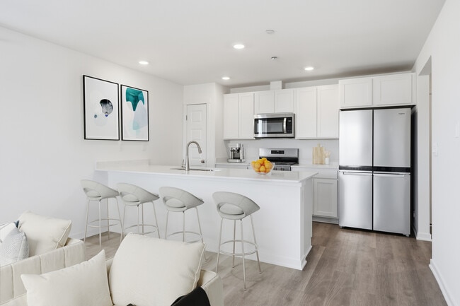 Photo - 2334 Noble Ln