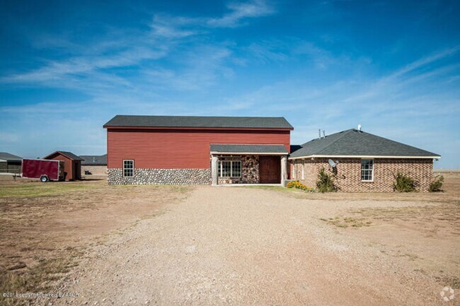 Building Photo - Located in Bushland 4bedrooms 4.50 bathroo... Rental