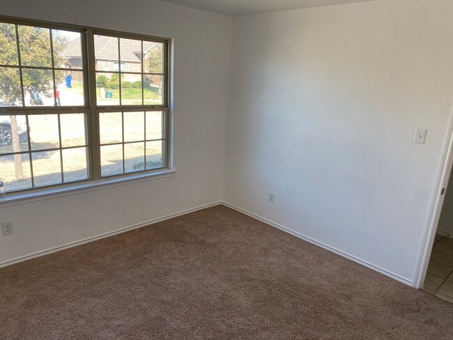 Photo - 2515 Leona St