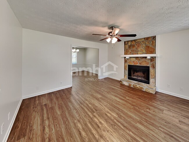 Photo - 103 Colony Springs Cir