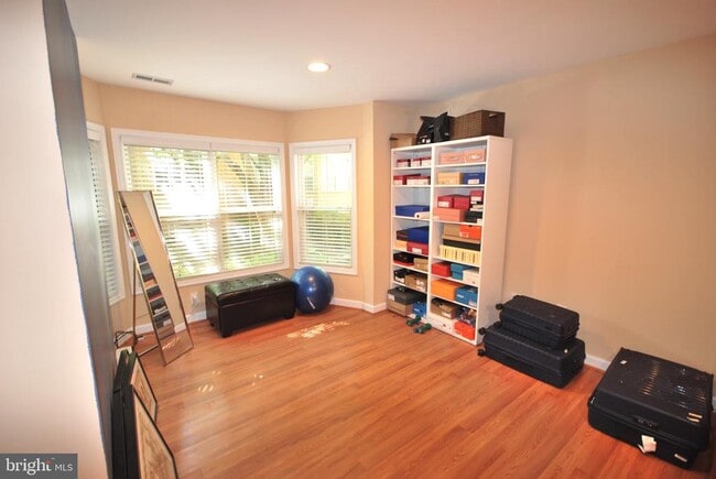 Building Photo - 10229 Rutland Round Rd Rental