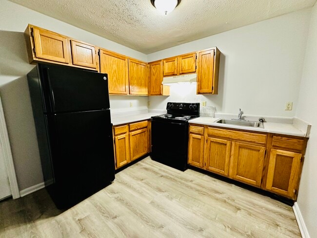 Photo - 2113 Magazine St