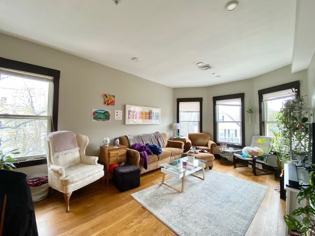 Photo - 46 Creighton St