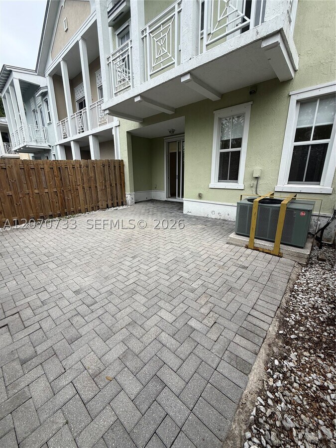 Photo - 7412 NW 108th Pl