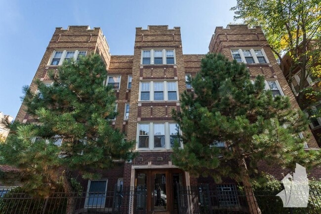 Building Photo - 4871 N Washtenaw Ave Rental