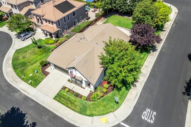Photo - 100 Cropton Ct