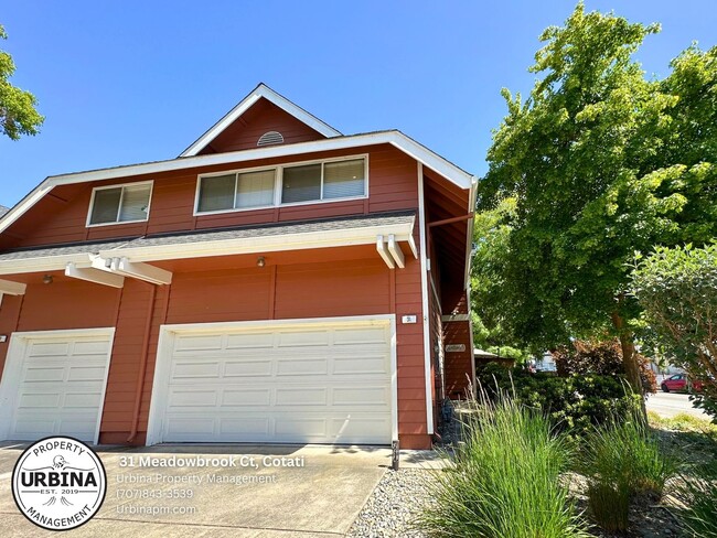 Bright and Spacious 3 Bedroom Townhome in ... - Bright and Spacious 3 Bedroom Townhome in ...