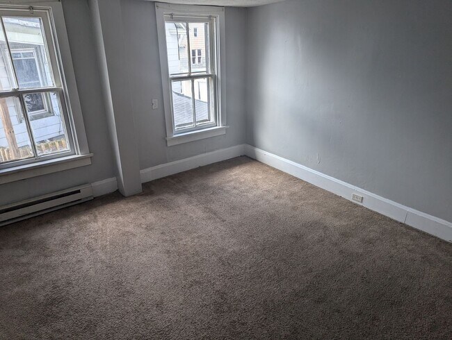 Photo - 2BR with backyard in Penbrook! Unidad Apt 2A