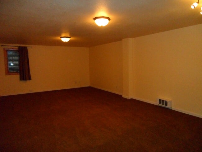 Photo - 1409 Thaxton Ct