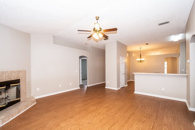 Photo - 3138 Haverhill Ct