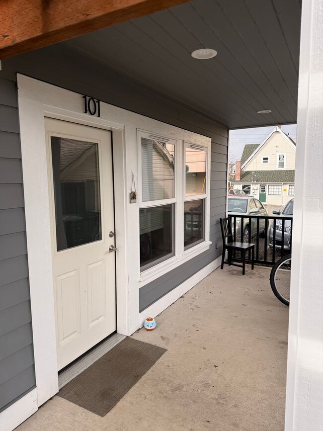 Photo - 1217/1219 Billy Frank Jr St Unit 1219 #101