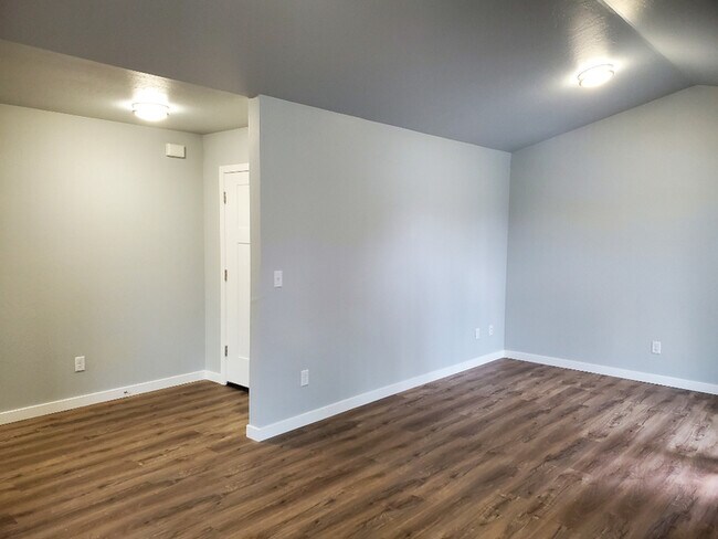 Photo - 220 Cheryl Ln Unit 2