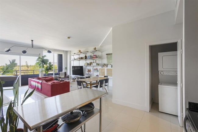 Photo - 3250 Grand Ave Unit 504