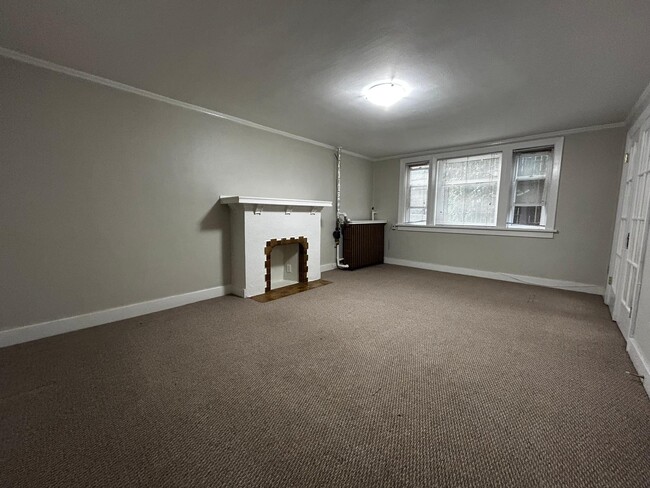 1086 W 10th Ave Unit 9