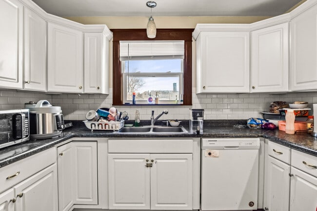 Photo - 120 N Franklin St