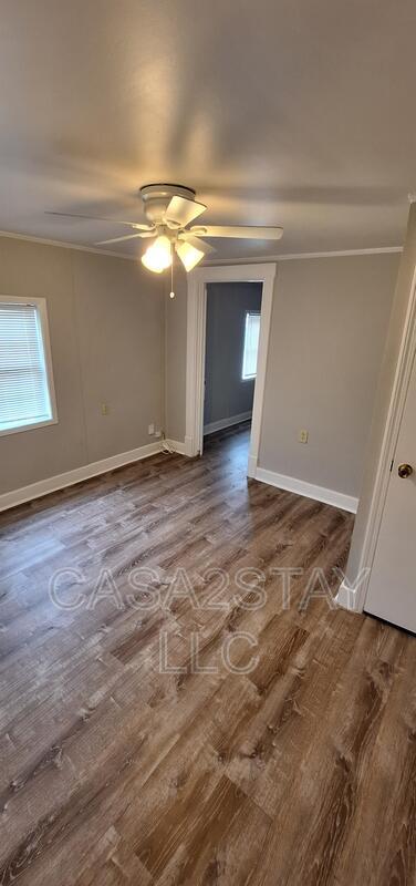 Photo - 1129 Lincoln Ave Unit 1129