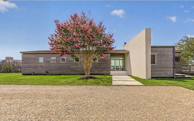 Building Photo - 52 Startop Dr