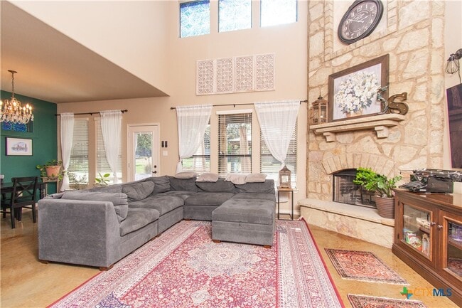 Photo - 1020 Woodland Bend Cir