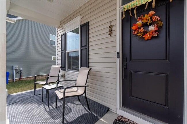 Photo - 466 Whitetail Mdws Trl