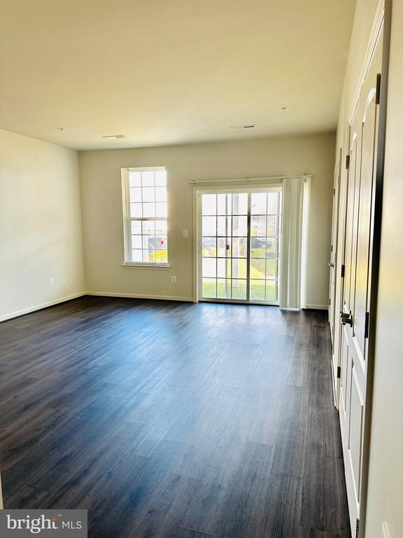 Photo - 9448 Adelaide Ln