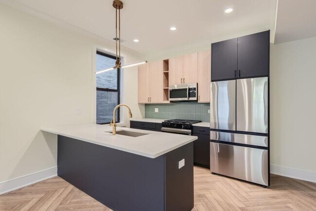 Photo - 3 bedroom in Chicago IL 60647 Unidad 1