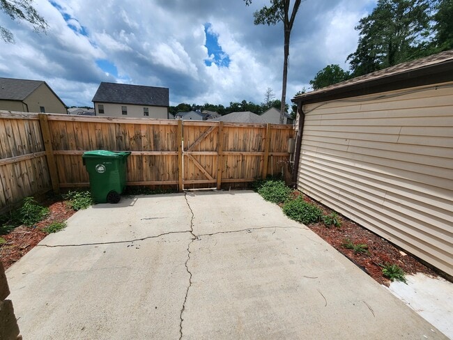 Photo - 3250 Strawberry Ln
