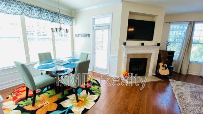 Photo - 850 Windy Falls Dr