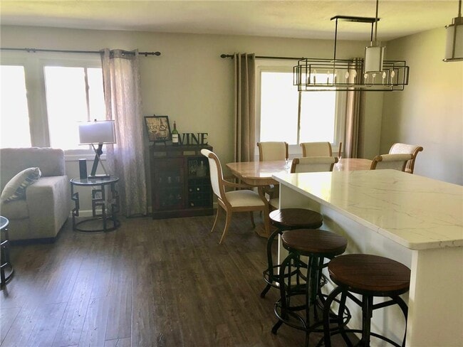 Photo - 11940 Ibis St NW