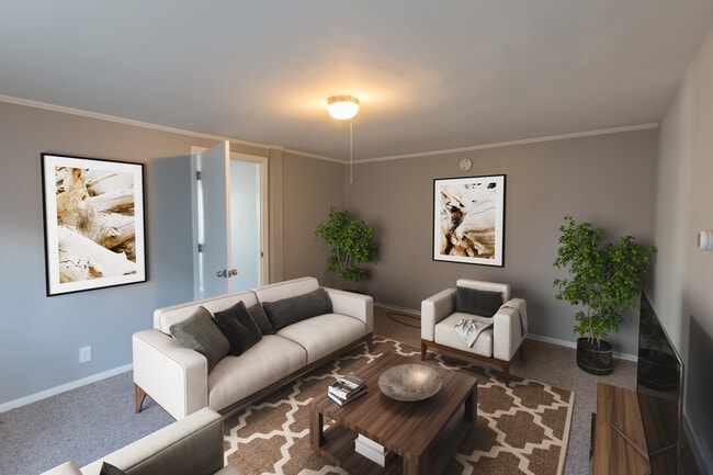 Building Photo - 69 Walnut St