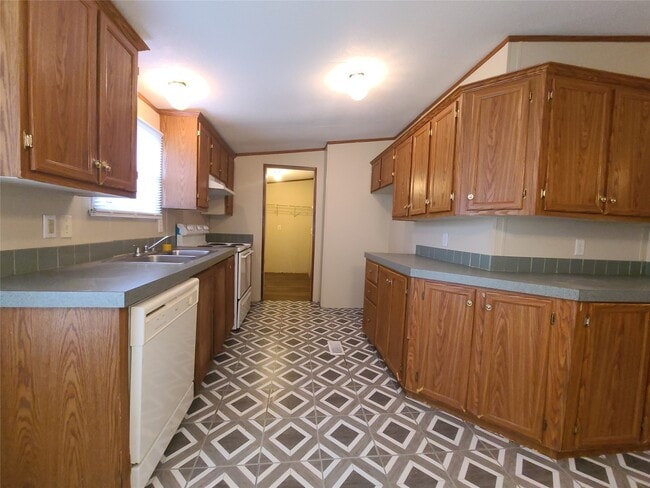 Photo - 9622 Oak Hill Dr