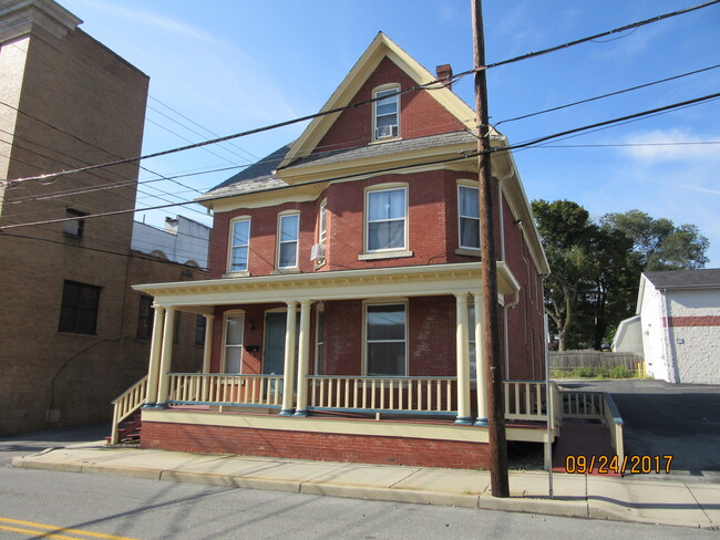 Photo - 1401 9th St Unit 1