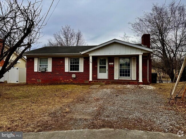 Building Photo - 1112 Opequon Ave Rental