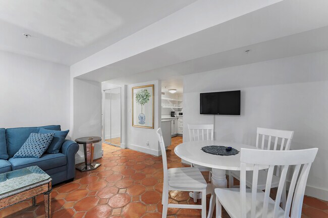 Photo - 235 Sunrise Ave Unit 1109