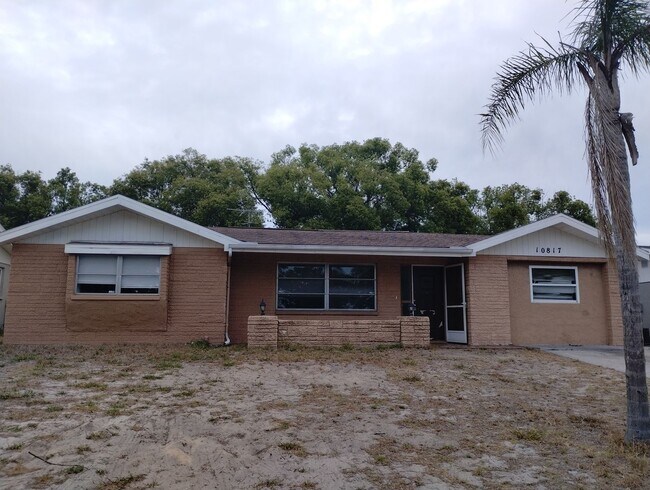 3-bedroom, 2-bath home offering 1,554 squa... - 3-bedroom, 2-bath home offering 1,554 squa...