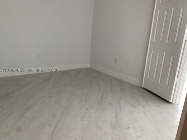 2030 Douglas Rd Unit 521