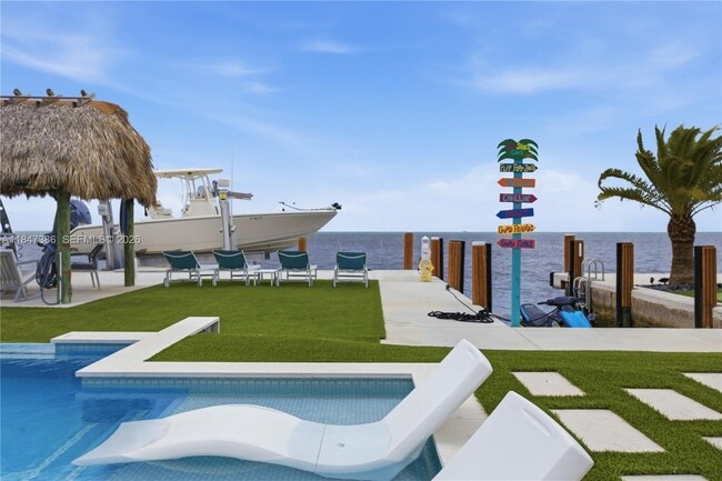 Building Photo - 235 Tavernier Dr