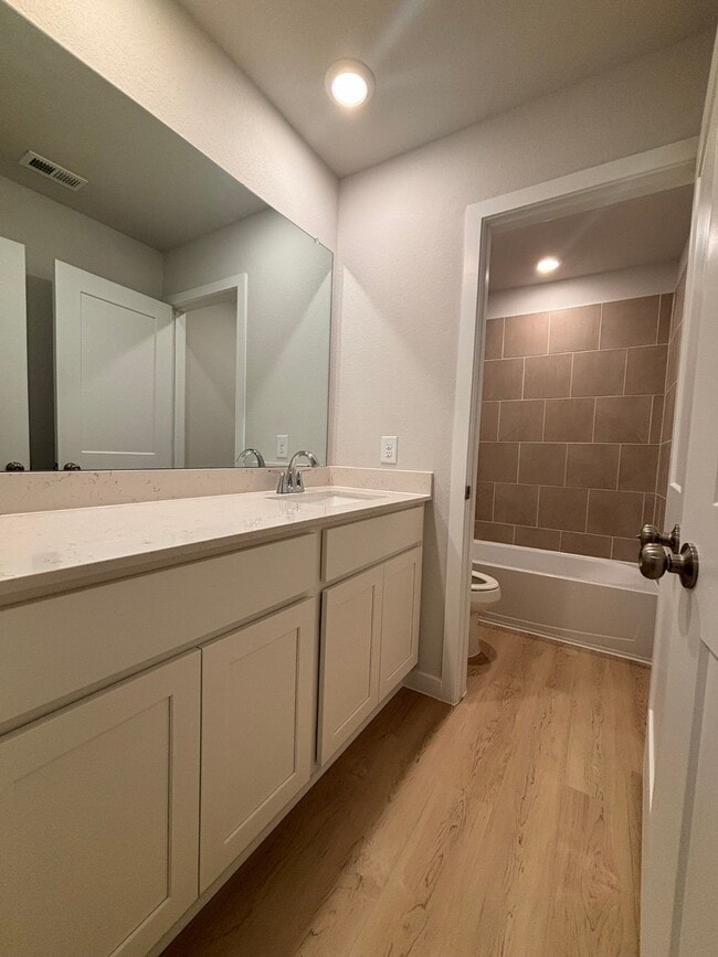 Photo - 7910 Alset Dr