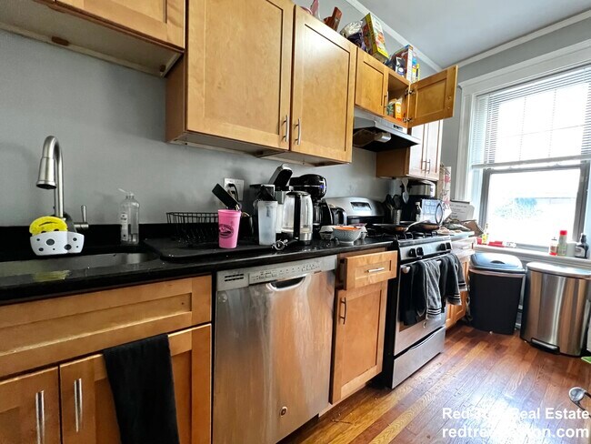 48 Englewood Ave Unit 1