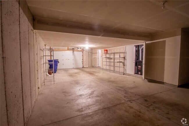 Building Photo - Everyone's Favorite Franz Park/ Dogtown Ne... Rental