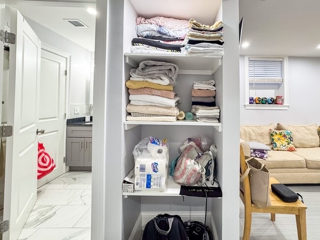 Photo - 62 Hecla St Unit B