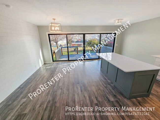 Photo - 1604 N 2615 W