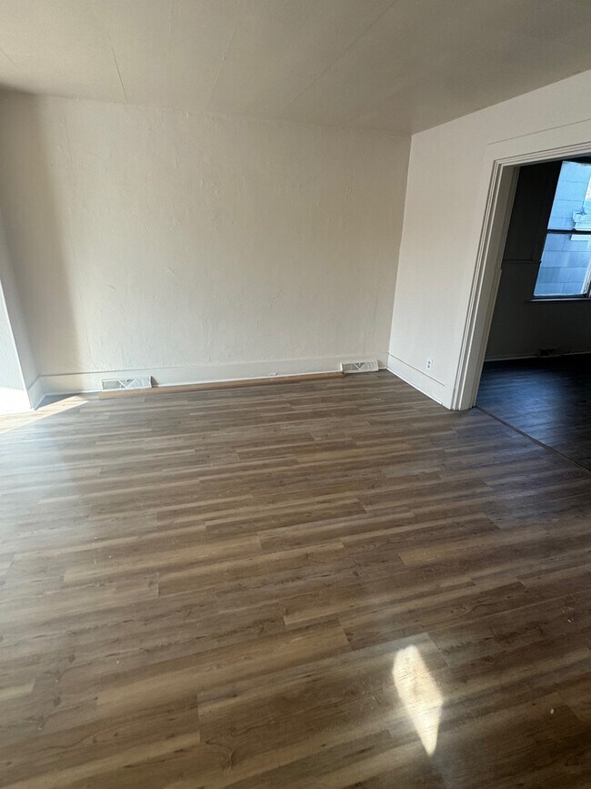 Photo - 1512 Woodmont Ave