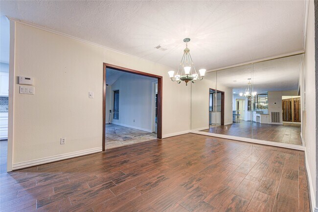 Photo - 10850 Kirktown Dr