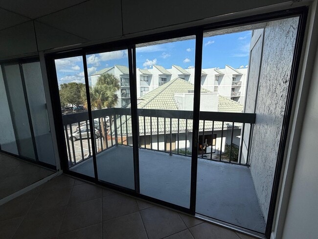 Photo - 1850 N Congress Ave Unit 301