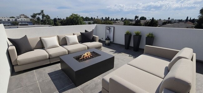 Building Photo - 3918 Brighton Ave Unit 3918 1/4