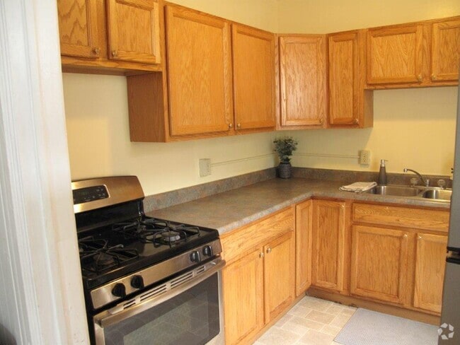 Building Photo - 220 Eddy St Unit 1 Rental