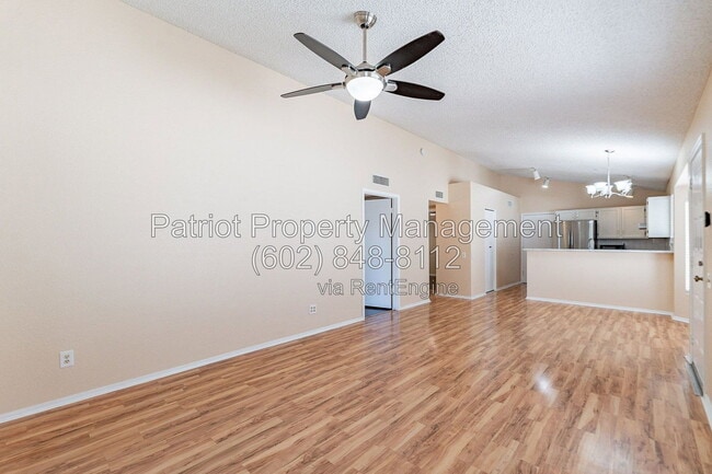 Photo - 5237 W Boston Way S