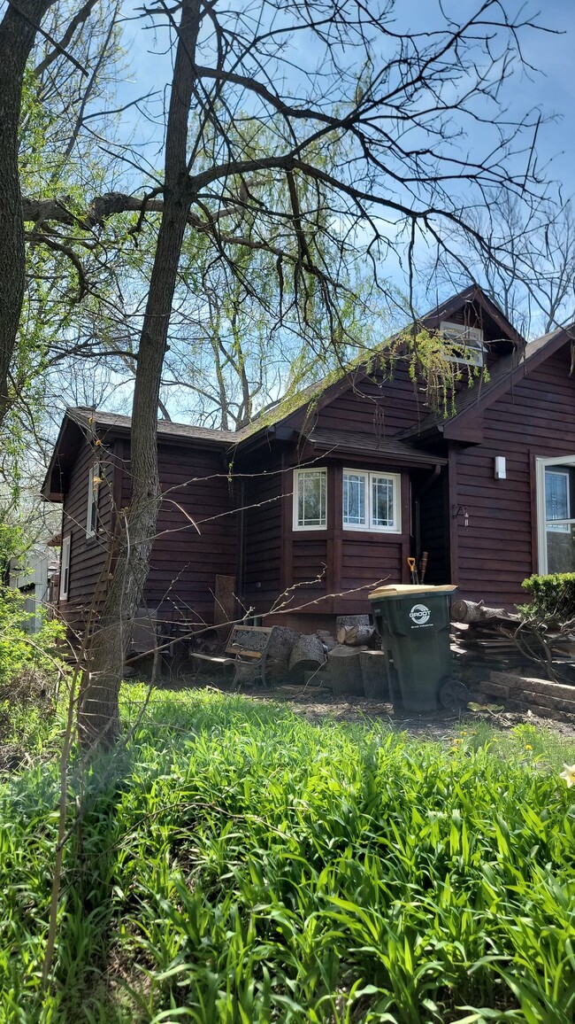Photo - 1531 Walnut Dr